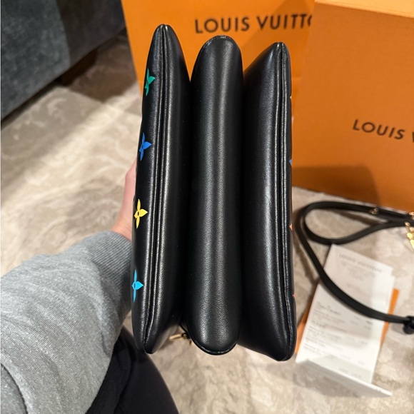 Louis Vuitton Coussin BB from the Murakami Collection - Picture 6 of 6